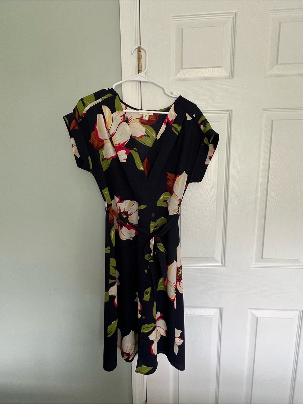 Beautiful Monteau Floral Wrap Midi Dress with Cream & Green Blooms
